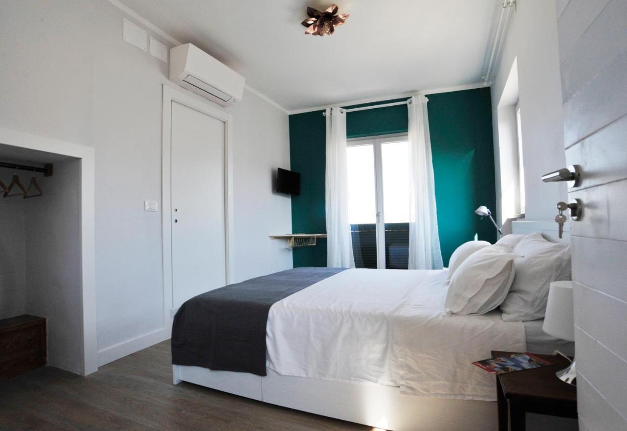 Aquarium Rooms Genoa Bagian luar foto